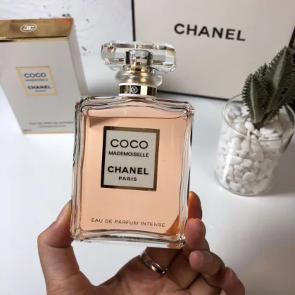 Chanel New Coco White